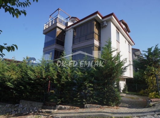 Düzce Akçakoca'da Deniz Manzaralı 2+1 Satılık Daire